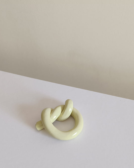 Overhand Knot in Lemonade