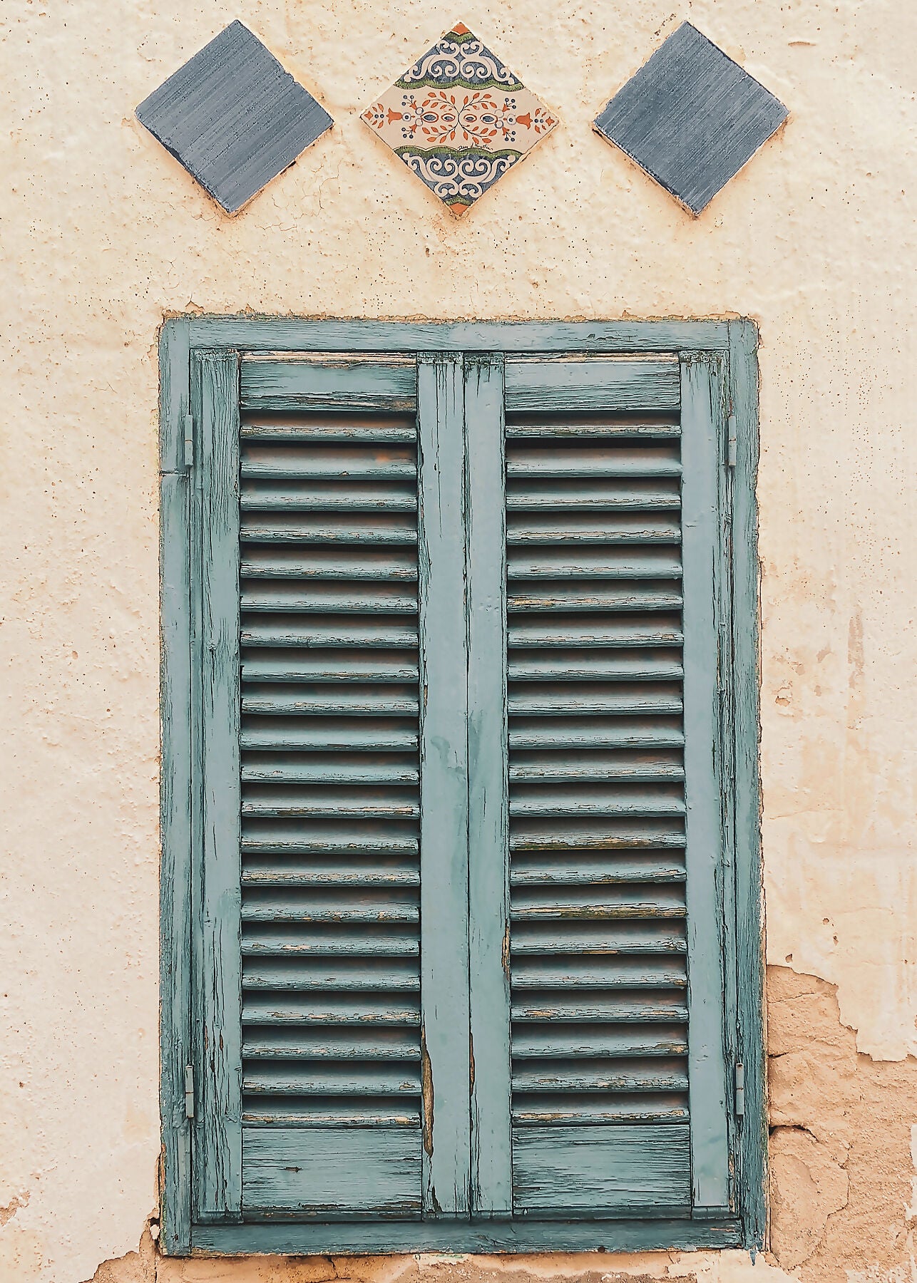 Tiles & Window